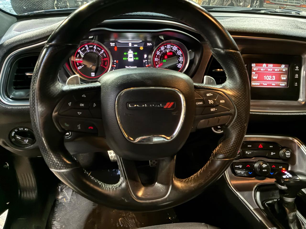 Dodge Challenger 2dr Cpe R/T Shaker 2016