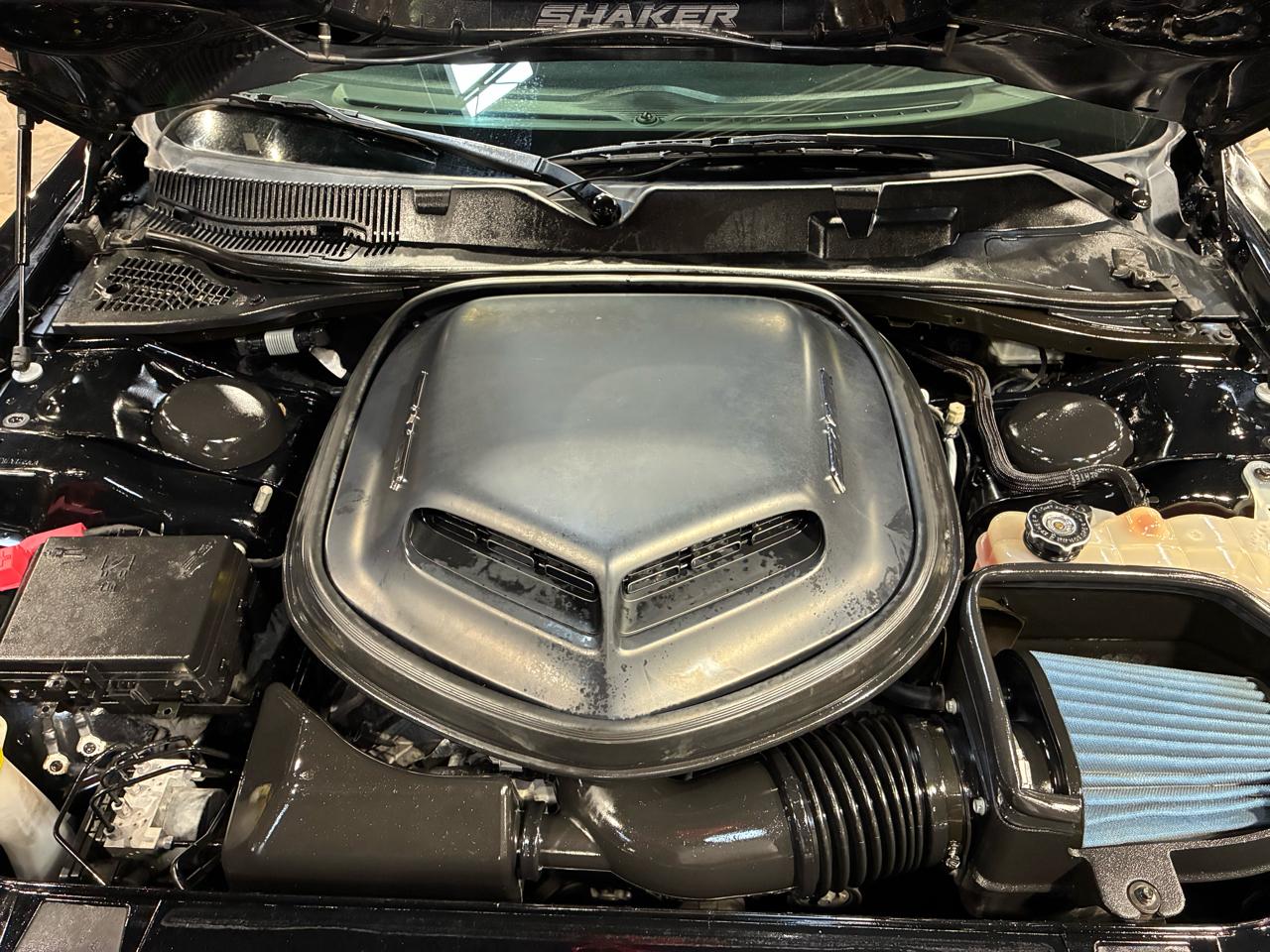 Dodge Challenger 2dr Cpe R/T Shaker 2016