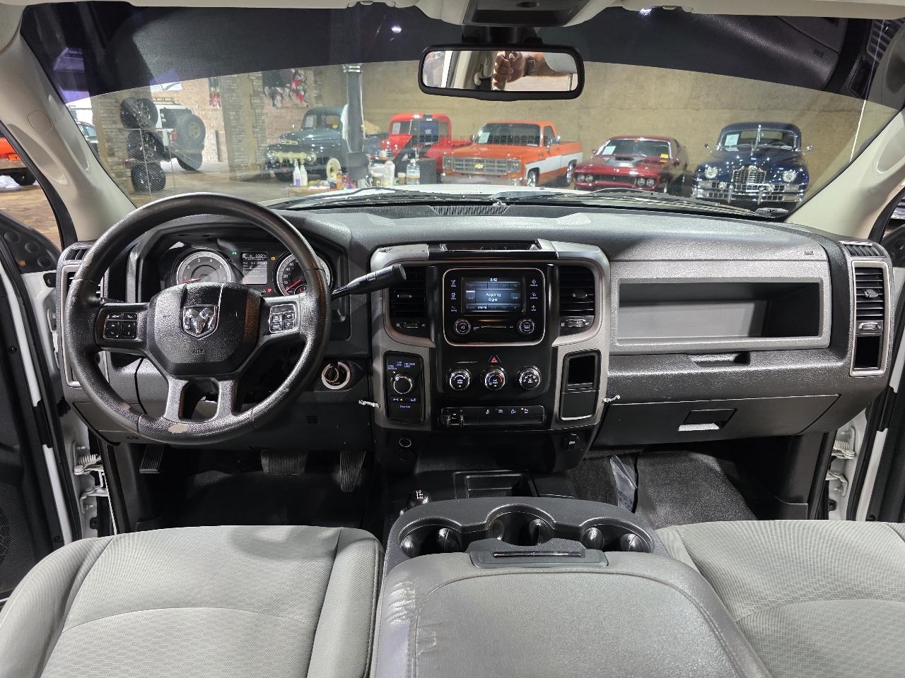 RAM 2500 4WD Crew Cab 149" Tradesman Power Wagon 2015