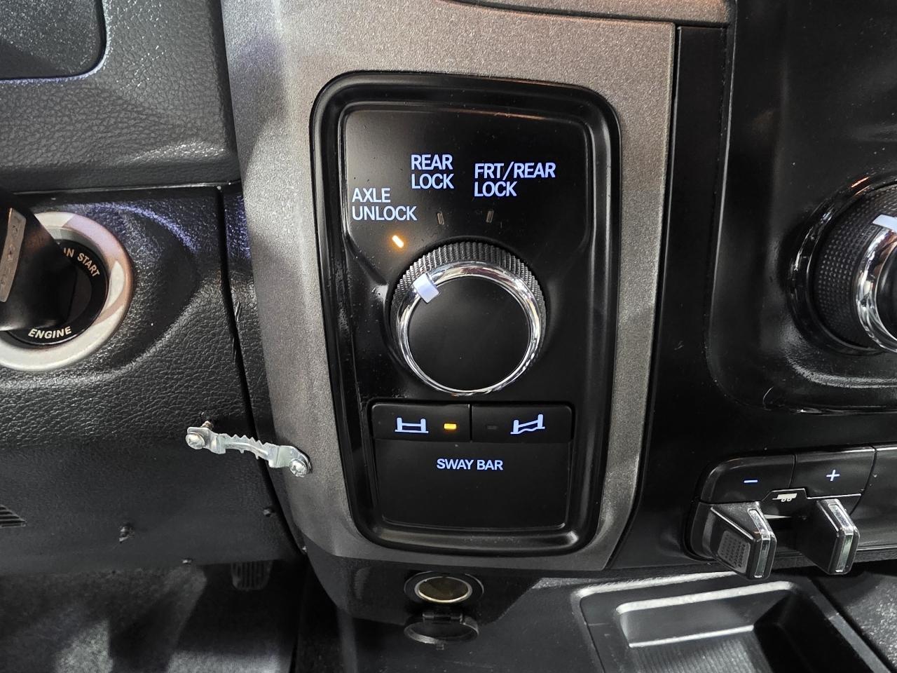 RAM 2500 4WD Crew Cab 149" Tradesman Power Wagon 2015