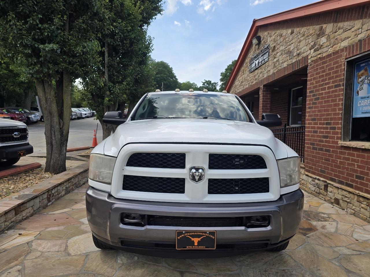 RAM 3500 4WD Crew Cab 172" WB 60" CA Tradesman 2014