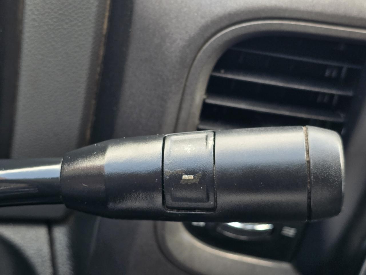 RAM 3500 4WD Crew Cab 172" WB 60" CA Tradesman 2014