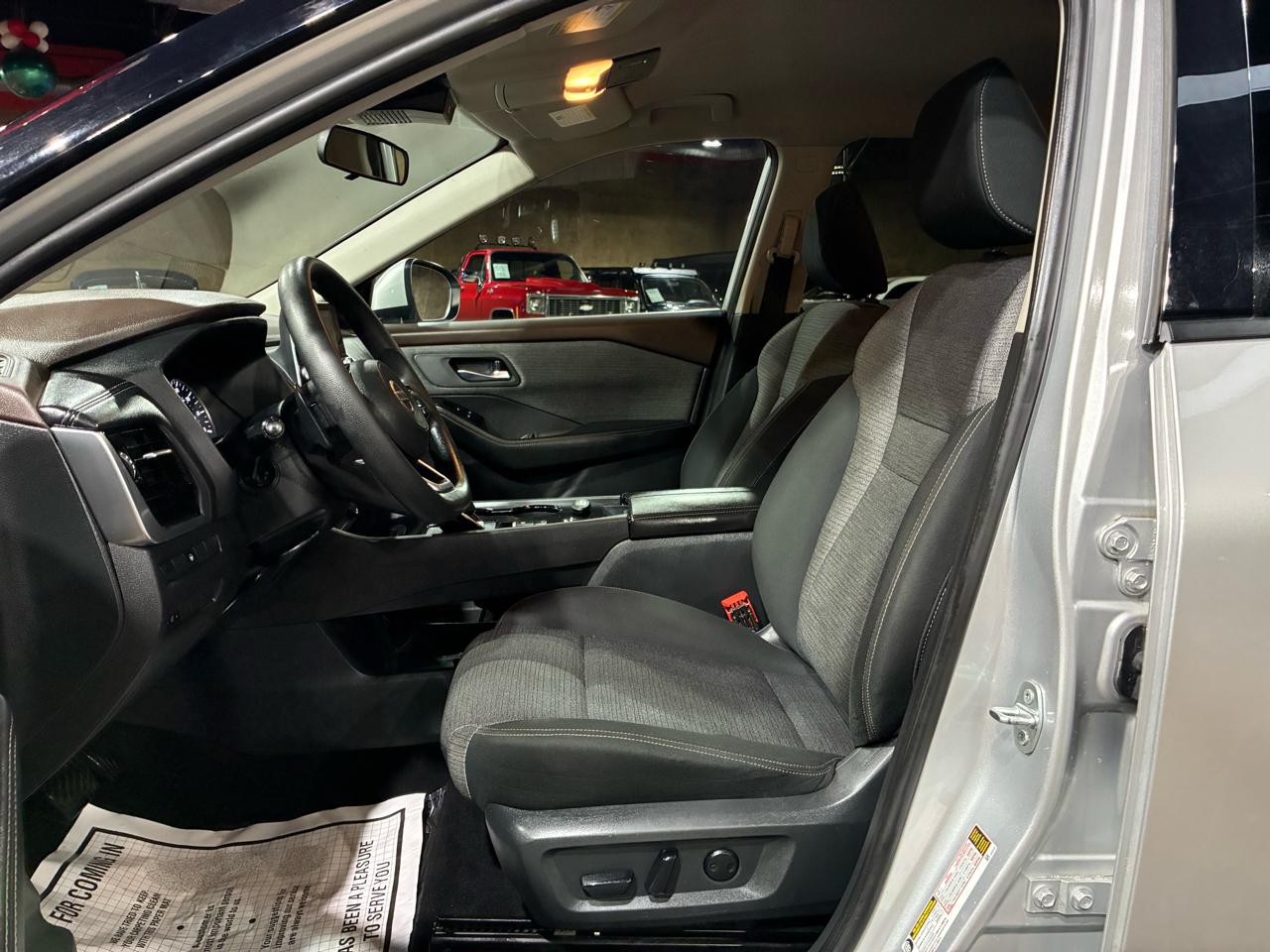 Nissan Rogue FWD SV 2021