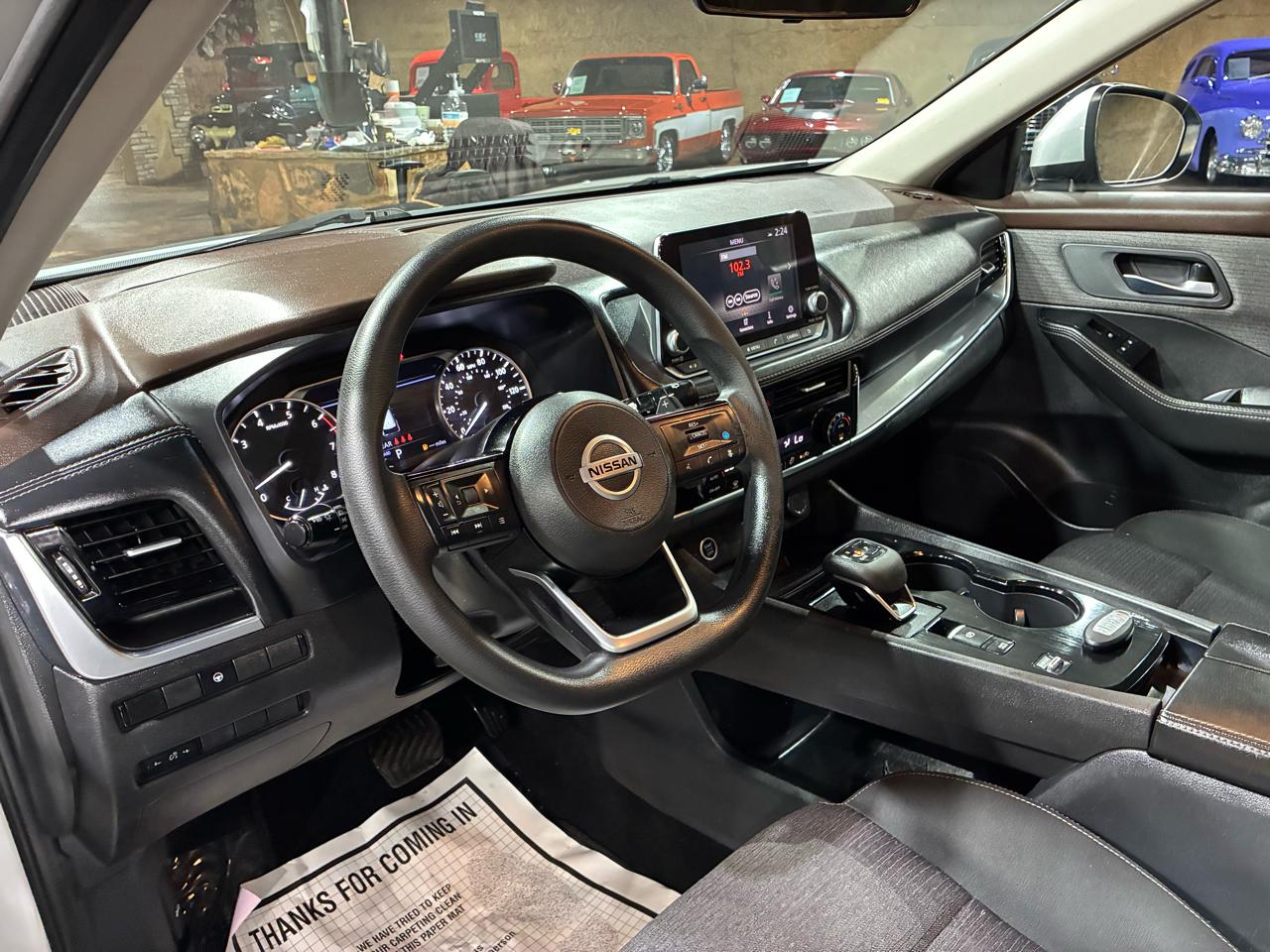Nissan Rogue FWD SV 2021