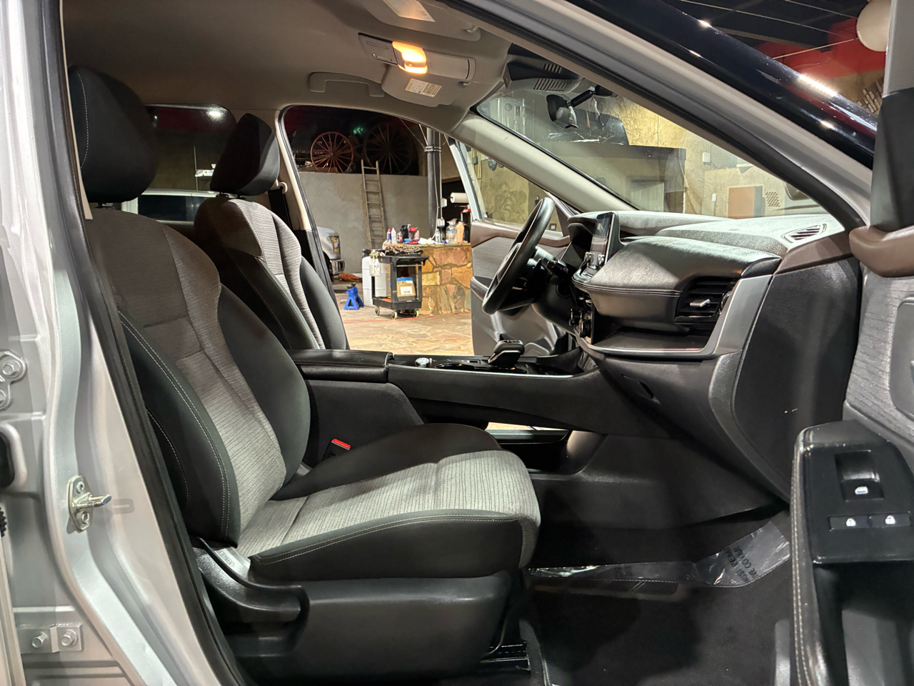 Nissan Rogue FWD SV 2021