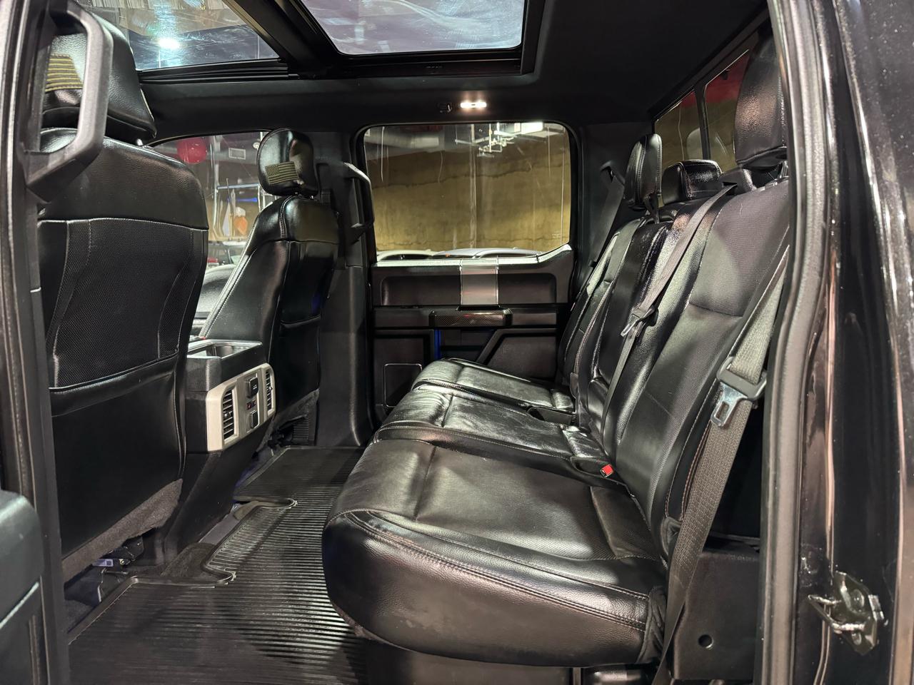 Ford F-150 4WD SuperCrew 145" Lariat 2015