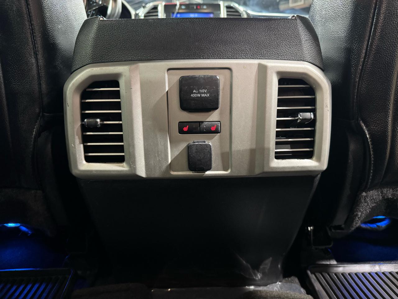 Ford F-150 4WD SuperCrew 145" Lariat 2015