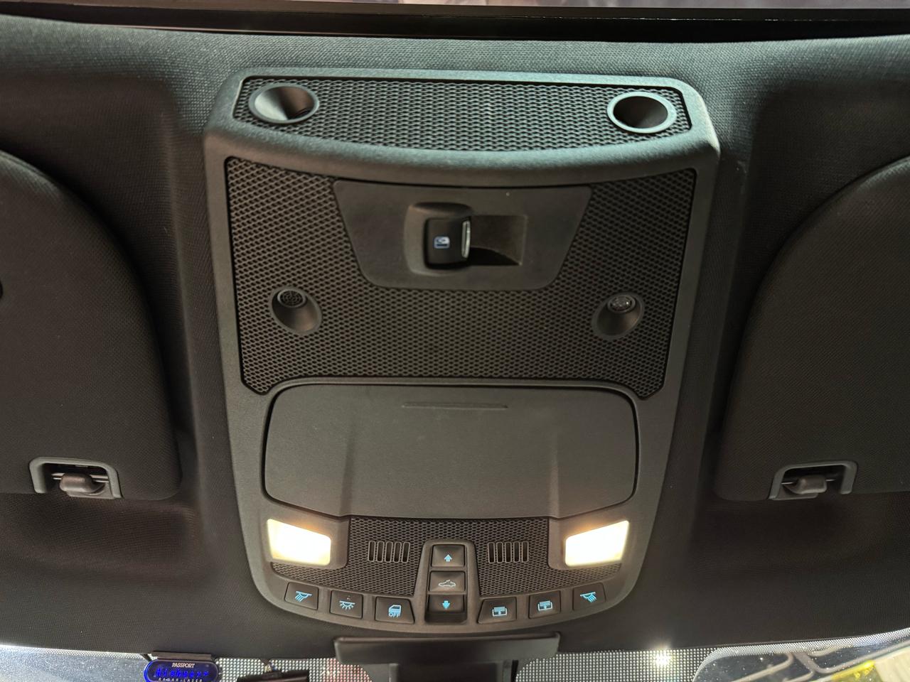 Ford F-150 4WD SuperCrew 145" Lariat 2015