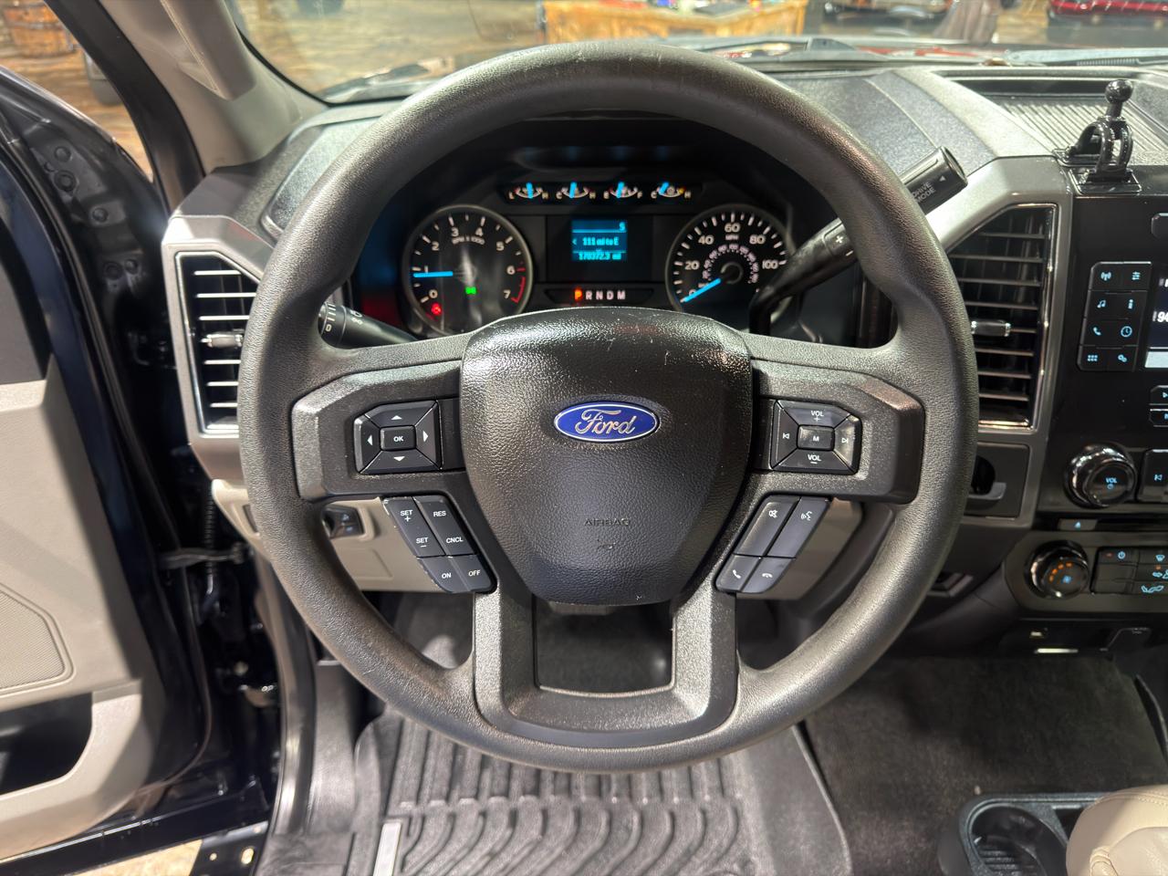 Ford F-150 2WD SuperCrew 150" XLT 2018