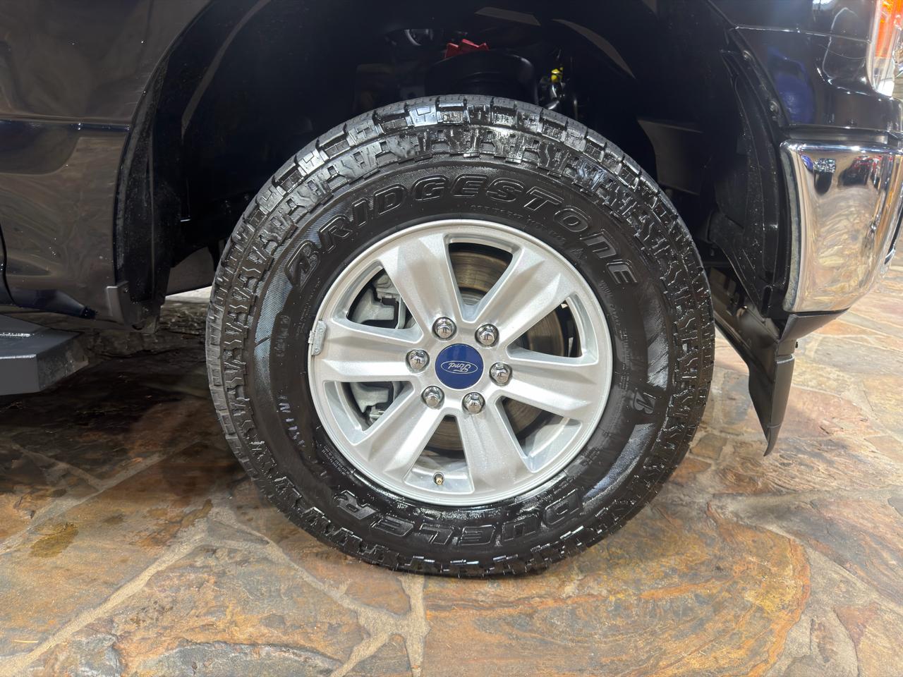 Ford F-150 2WD SuperCrew 150" XLT 2018