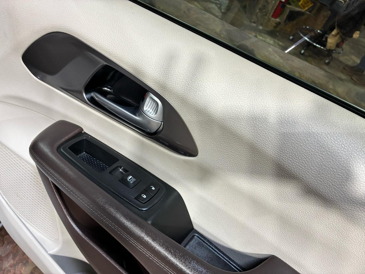 Chrysler Pacifica Touring-L FWD 2017