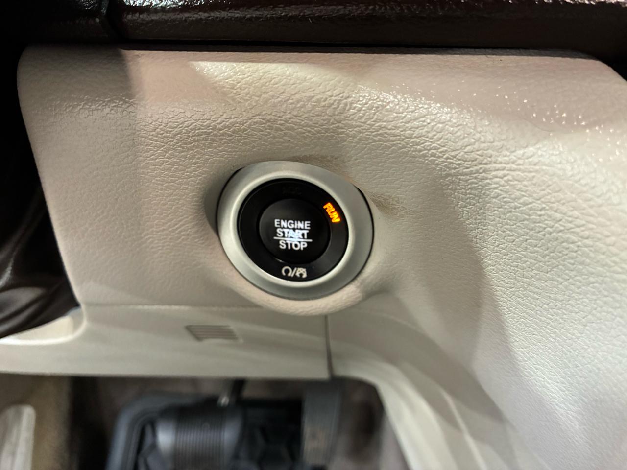 Chrysler Pacifica Touring-L FWD 2017