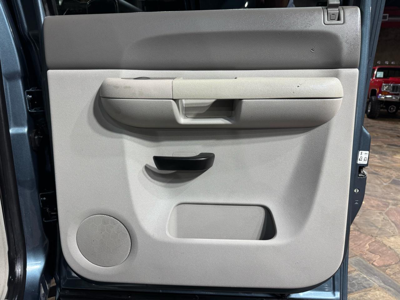 Chevrolet Silverado 1500 2WD Crew Cab 143.5" LT 2012