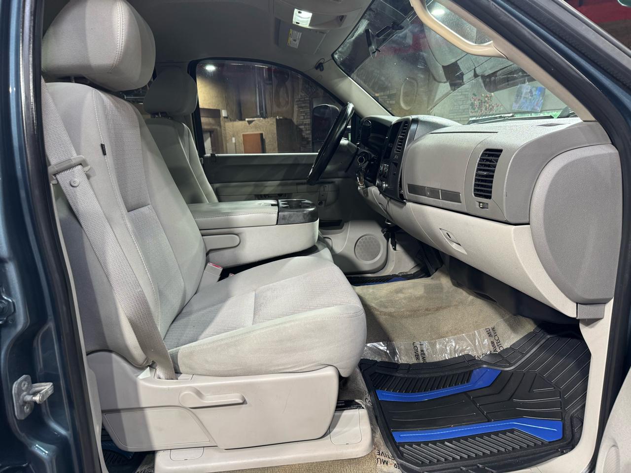 Chevrolet Silverado 1500 2WD Crew Cab 143.5" LT 2012