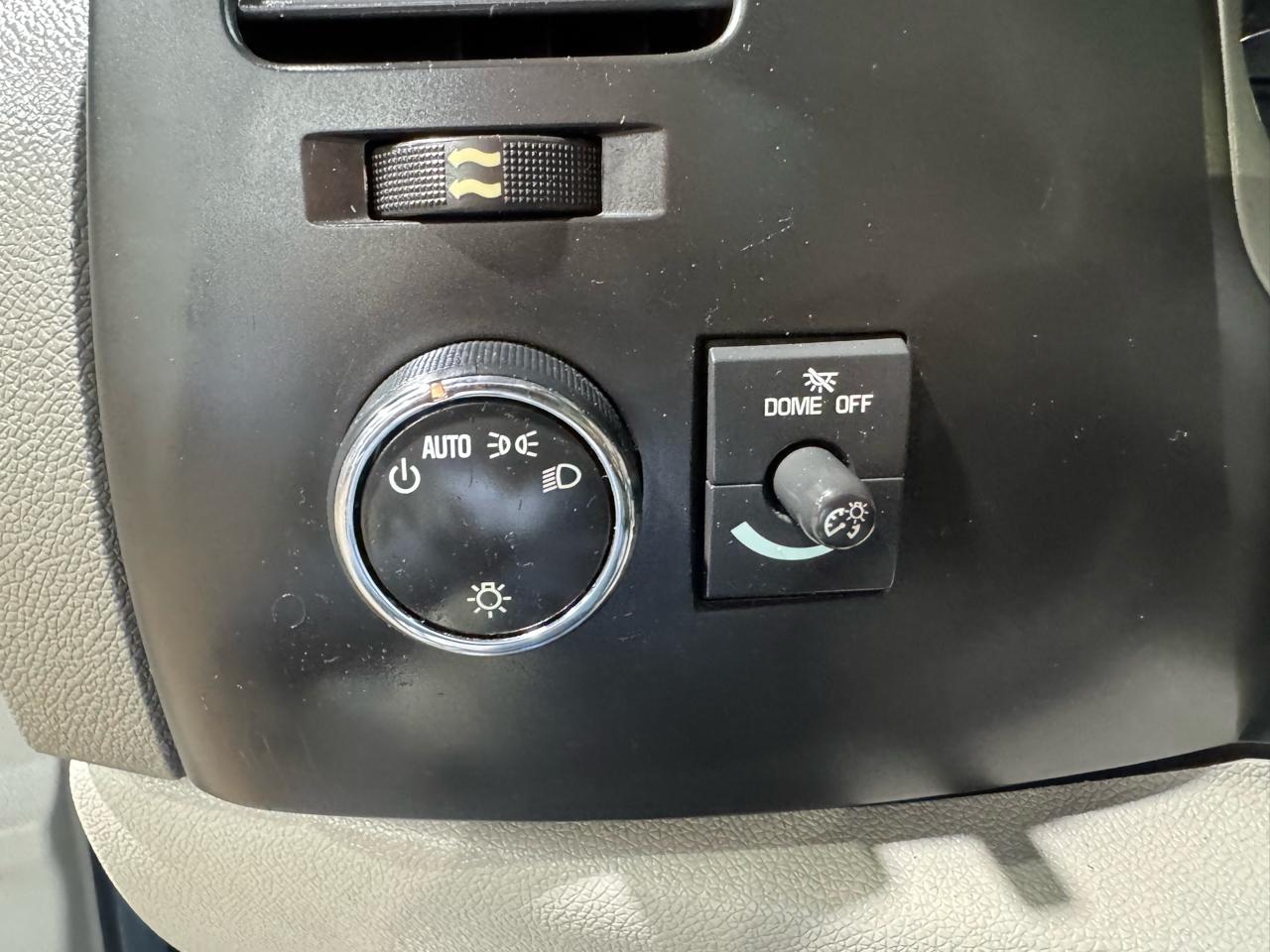 Chevrolet Silverado 1500 2WD Crew Cab 143.5" LT 2012