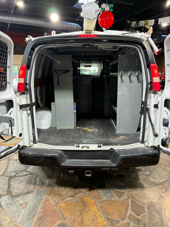 Chevrolet Express Cargo Van RWD 2500 135" 2013