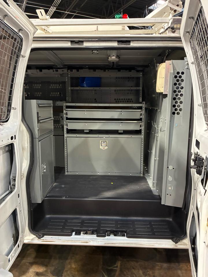 Chevrolet Express Cargo Van RWD 2500 135" 2013