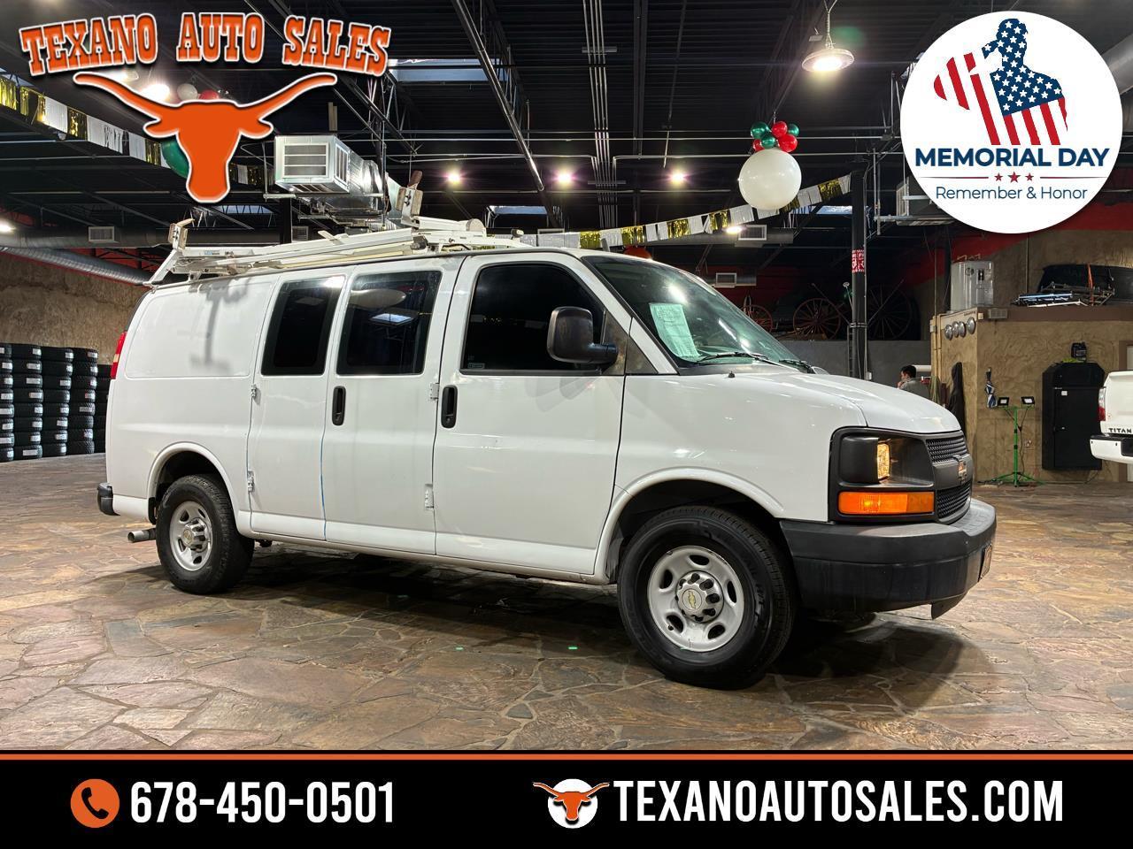 Chevrolet Express Cargo Van RWD 2500 135" 2013