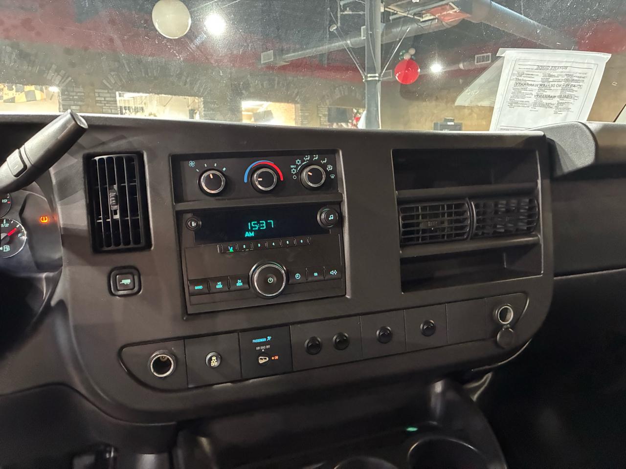 Chevrolet Express Cargo Van RWD 2500 135" 2013