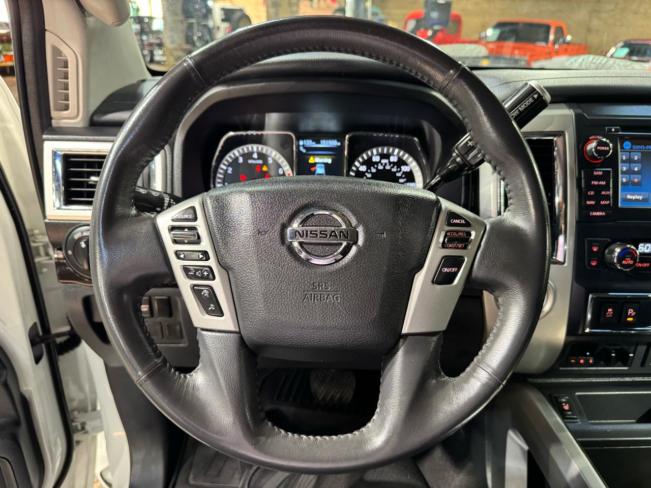 Nissan Titan XD 4x2 Gas Crew Cab SV 2017