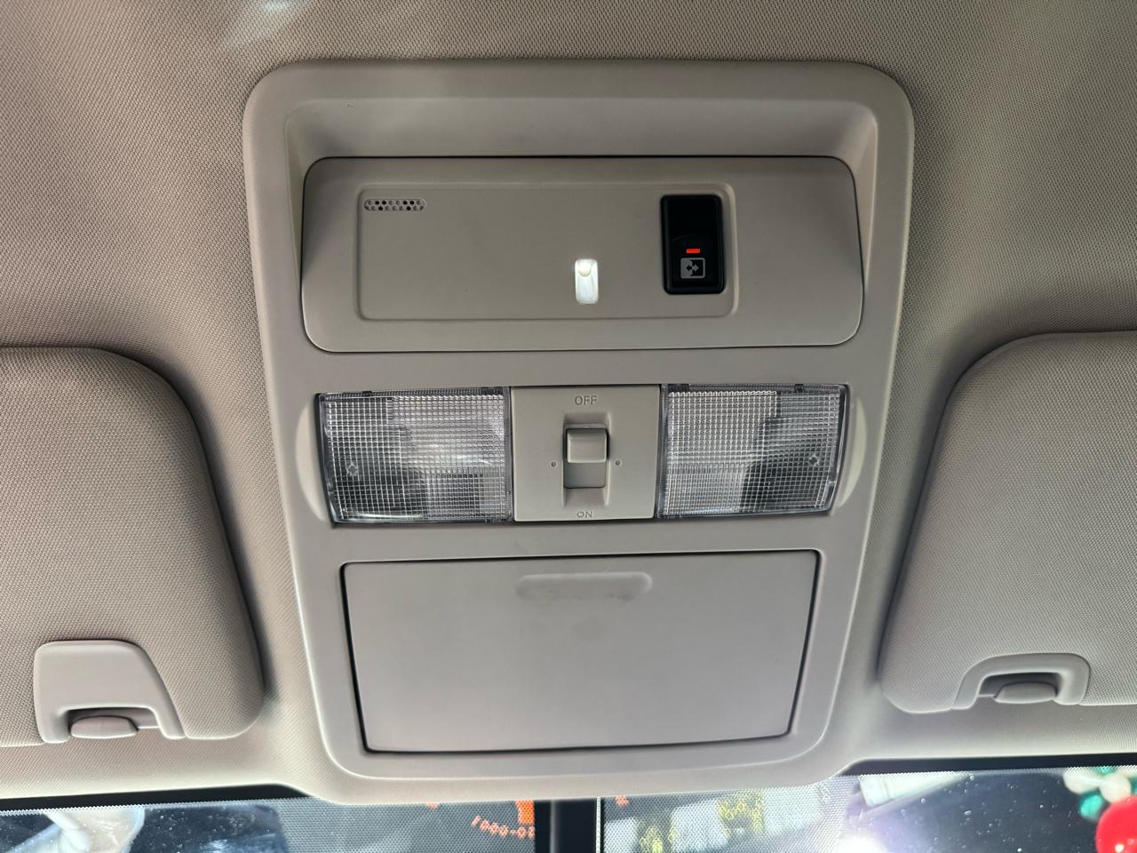 Nissan Titan XD 4x2 Gas Crew Cab SV 2017