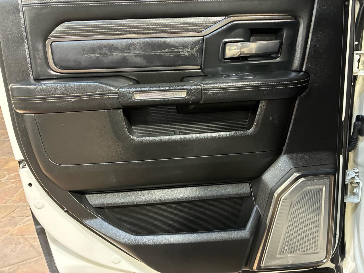 RAM 2500 Limited 4x4 Crew Cab 6'4" Box 2019