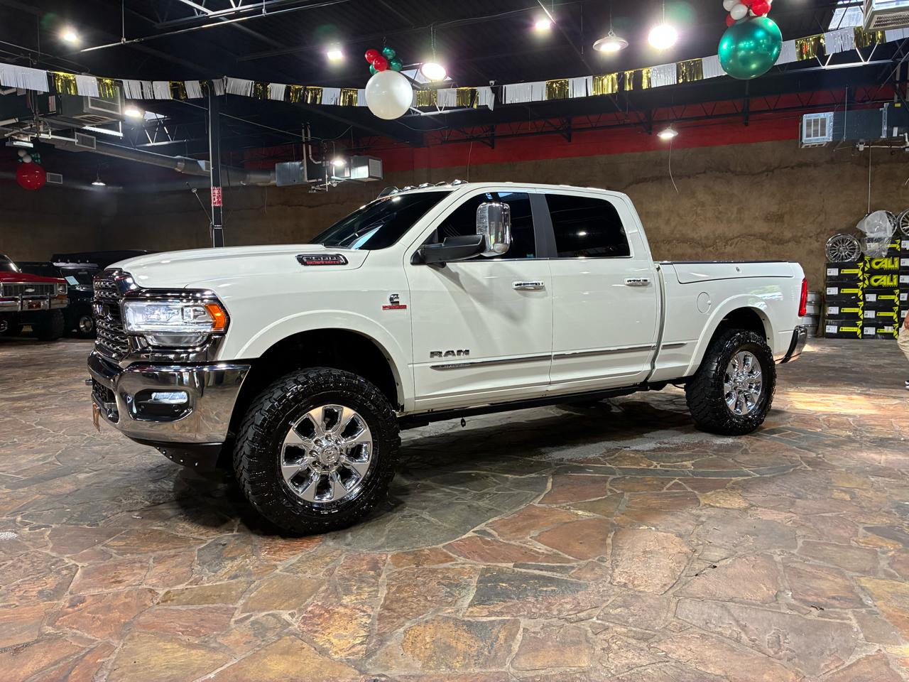 RAM 2500 Limited 4x4 Crew Cab 6'4" Box 2019