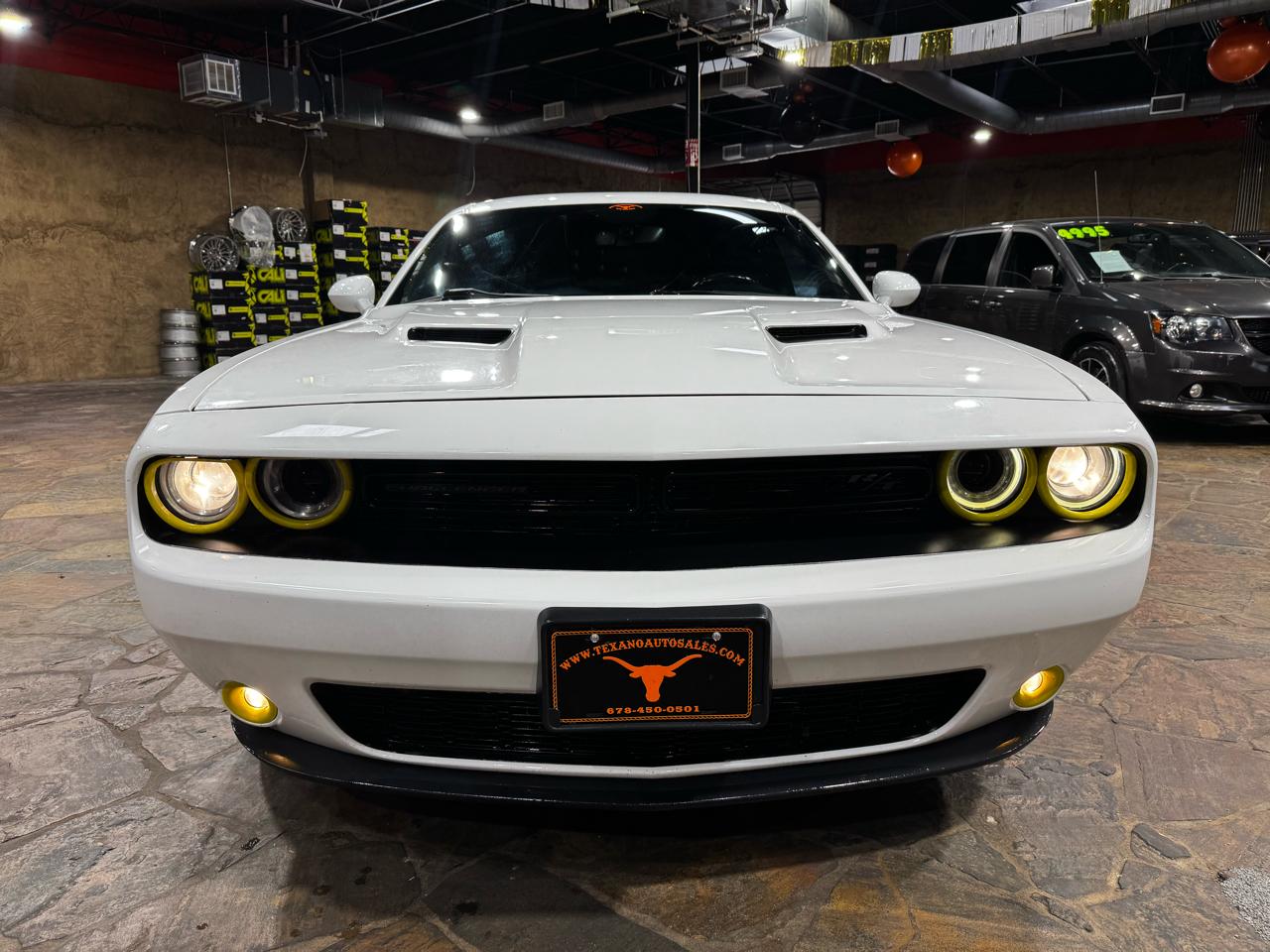 Dodge Challenger 2dr Cpe R/T 2016