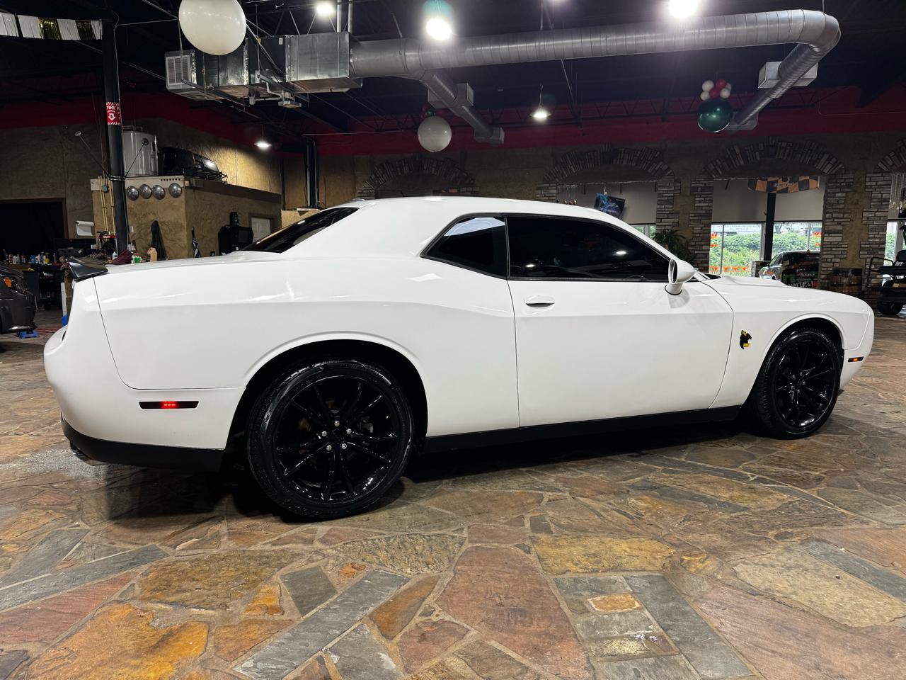 Dodge Challenger 2dr Cpe R/T 2016