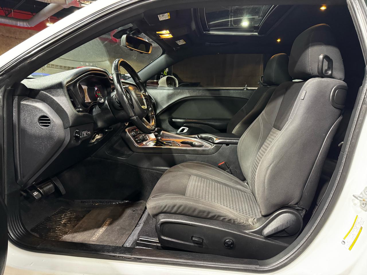 Dodge Challenger 2dr Cpe R/T 2016