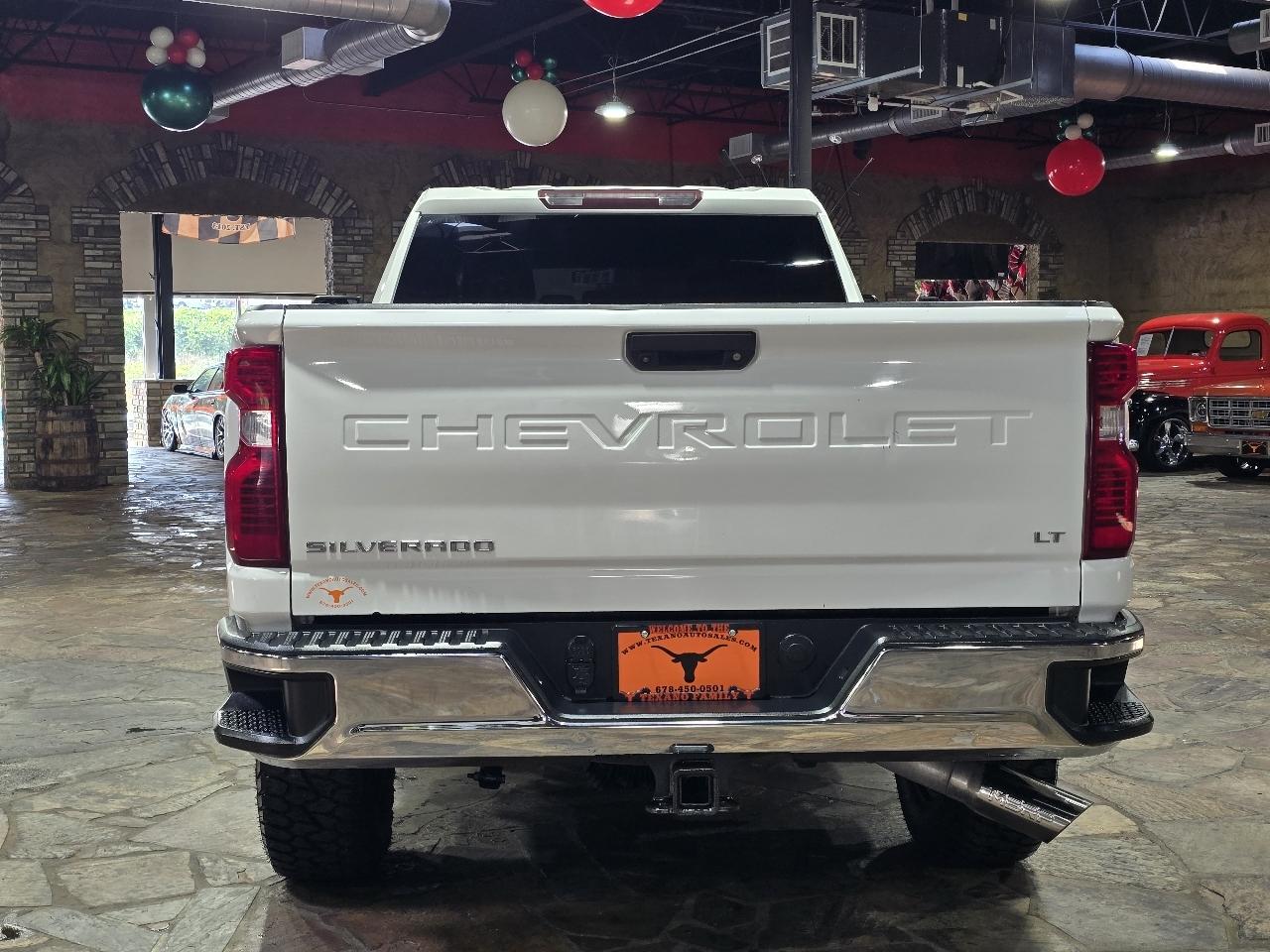 Chevrolet Silverado 2500HD 2WD Crew Cab 172" LT 2020