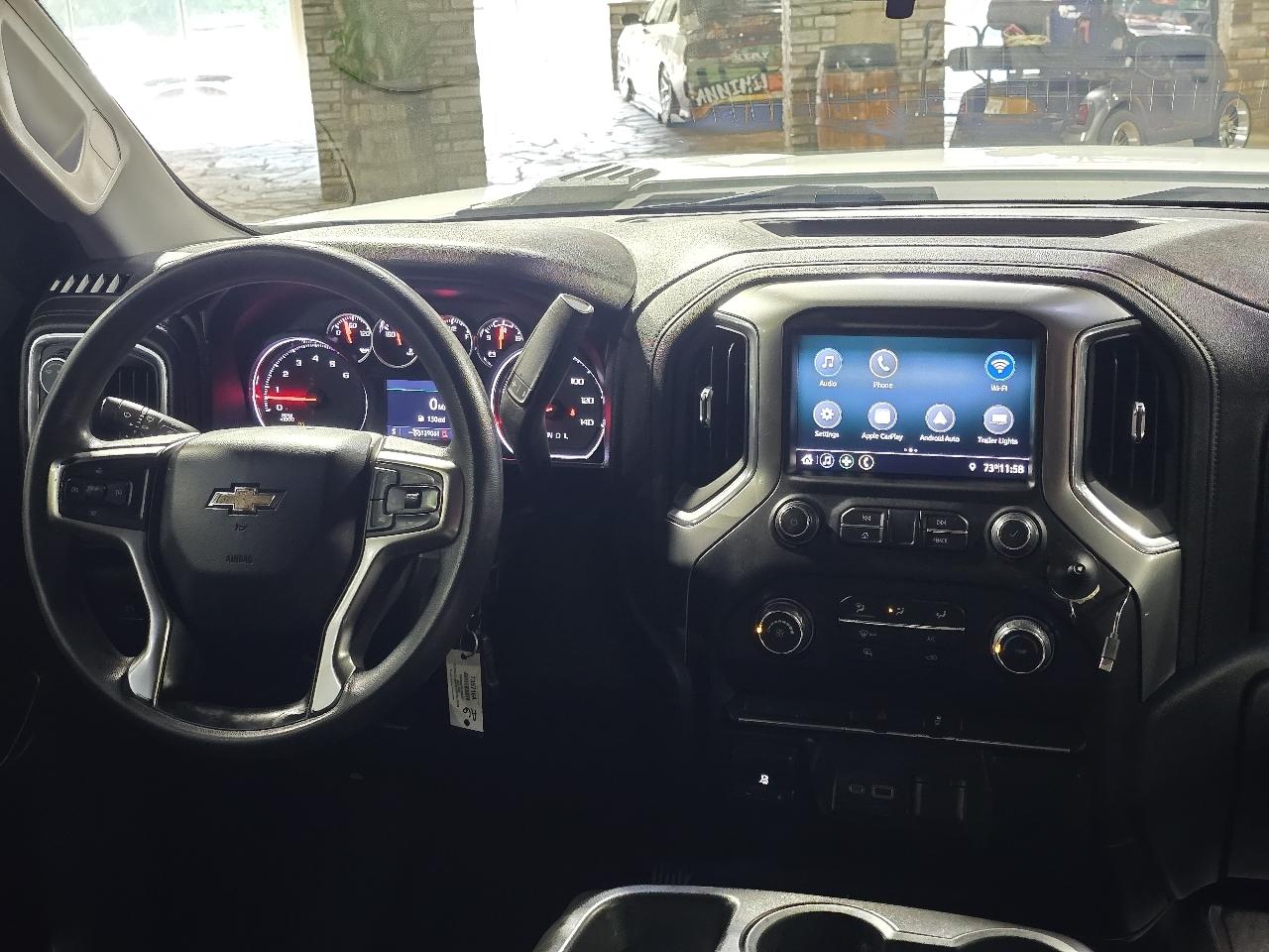 Chevrolet Silverado 2500HD 2WD Crew Cab 172" LT 2020