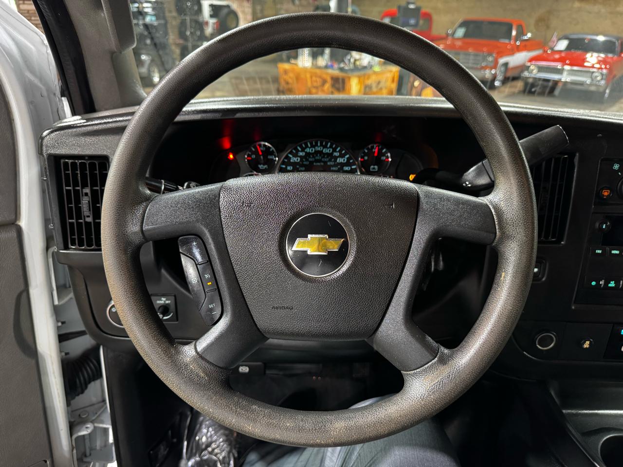 Chevrolet Express Passenger RWD 3500 155" LT 2019