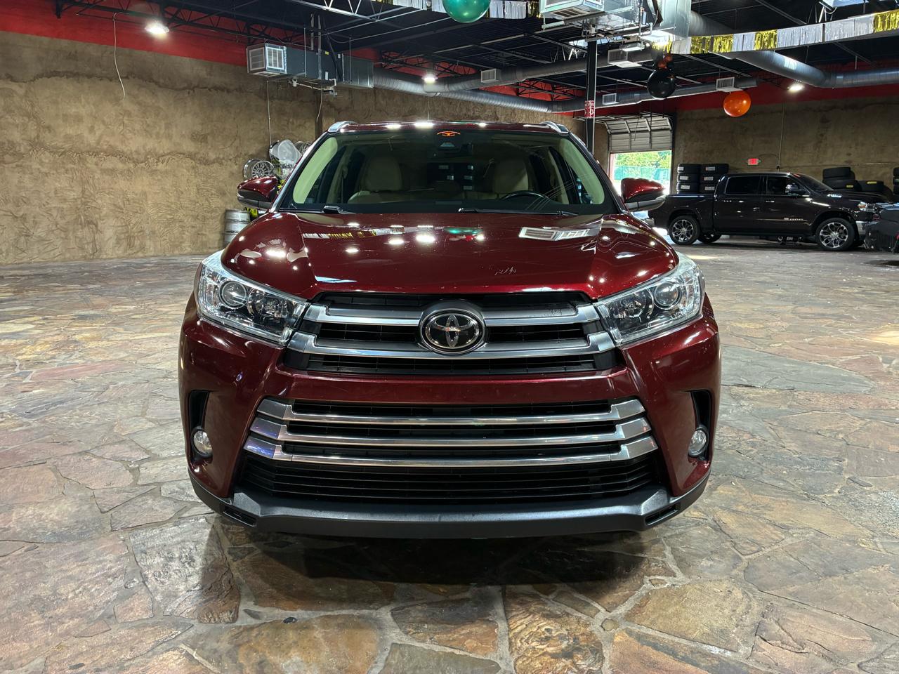Toyota Highlander Limited V6 FWD (Natl) 2017