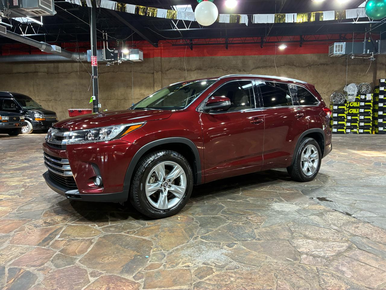 Toyota Highlander Limited V6 FWD (Natl) 2017