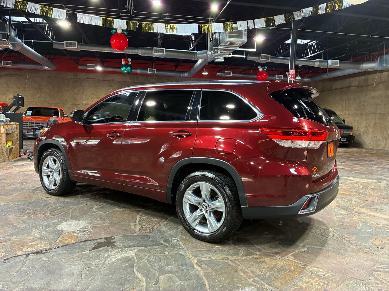 Toyota Highlander Limited V6 FWD (Natl) 2017