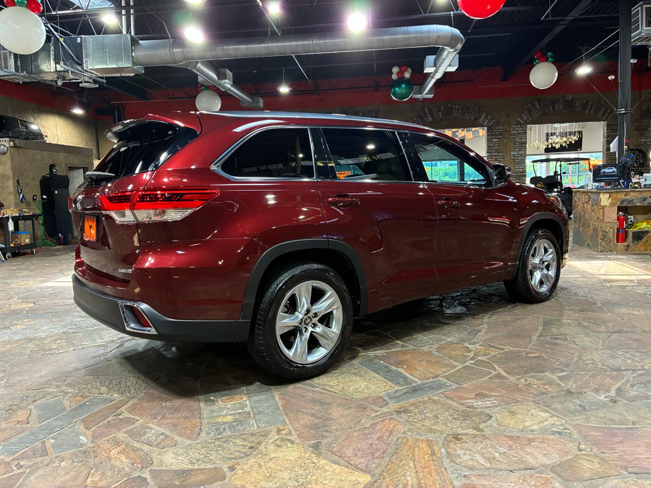 Toyota Highlander Limited V6 FWD (Natl) 2017