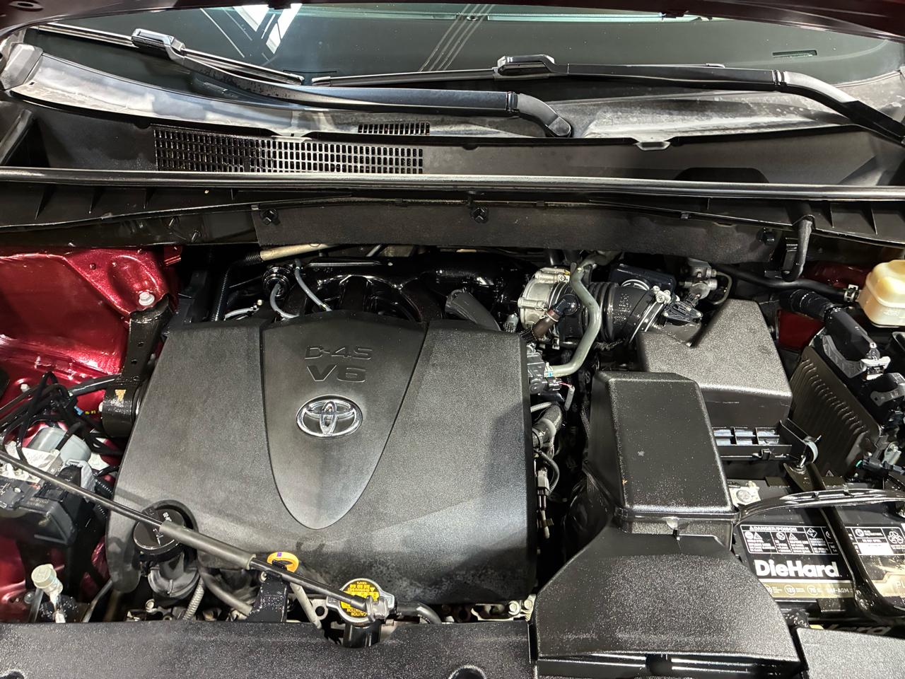 Toyota Highlander Limited V6 FWD (Natl) 2017