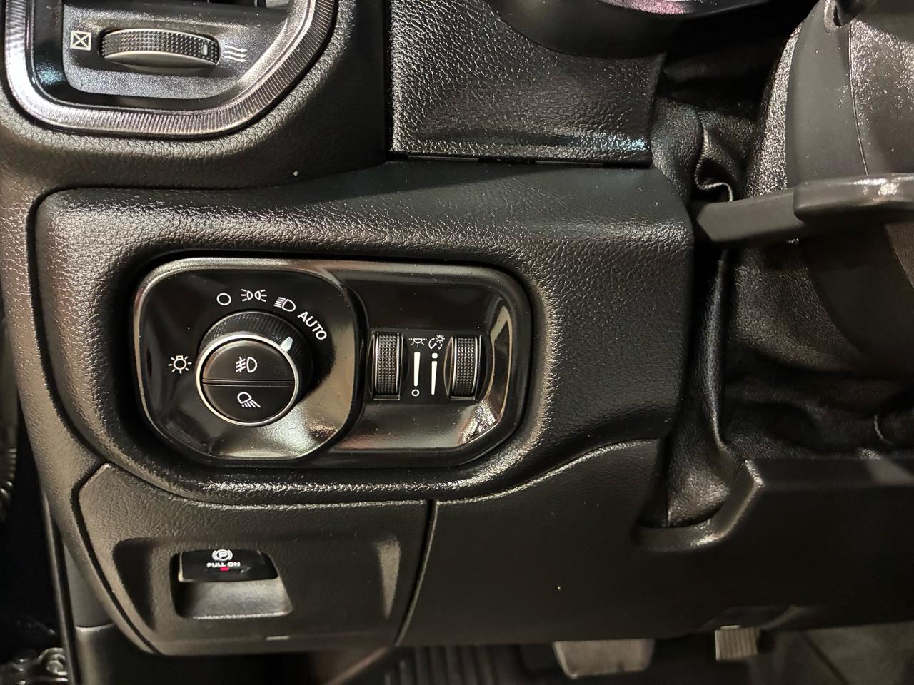 RAM 1500 TRX Crew Cab SB 4WD 2021