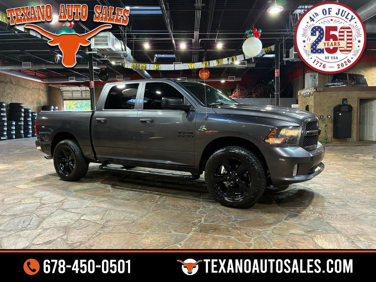 2018 RAM 1500 Express 4x2 Crew Cab 5'7" Box