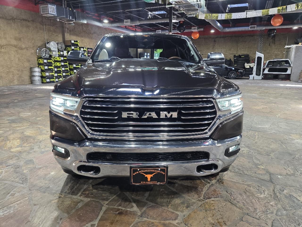 RAM 1500 Longhorn 4x4 Crew Cab 5'7" Box 2019