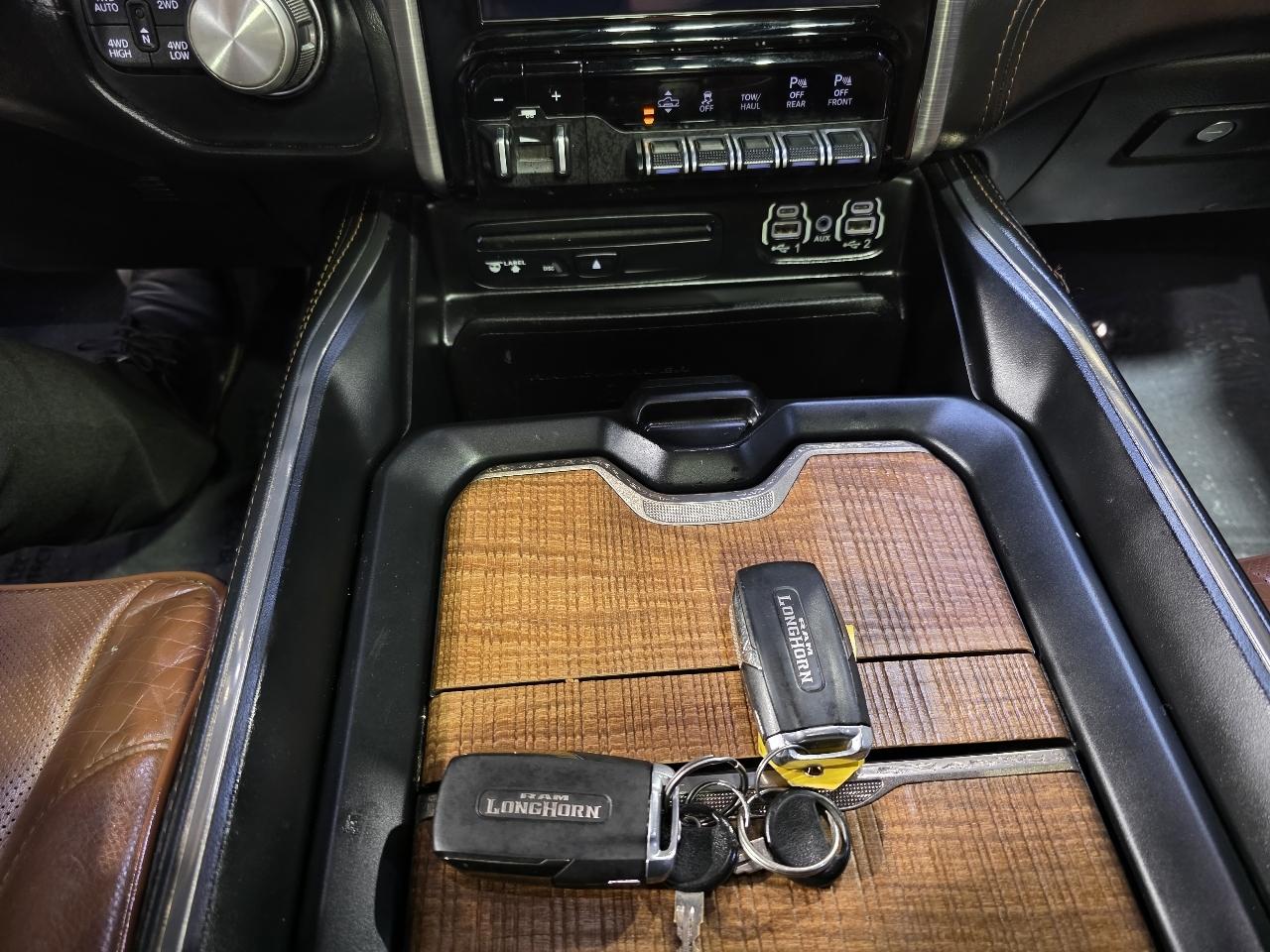 RAM 1500 Longhorn 4x4 Crew Cab 5'7" Box 2019