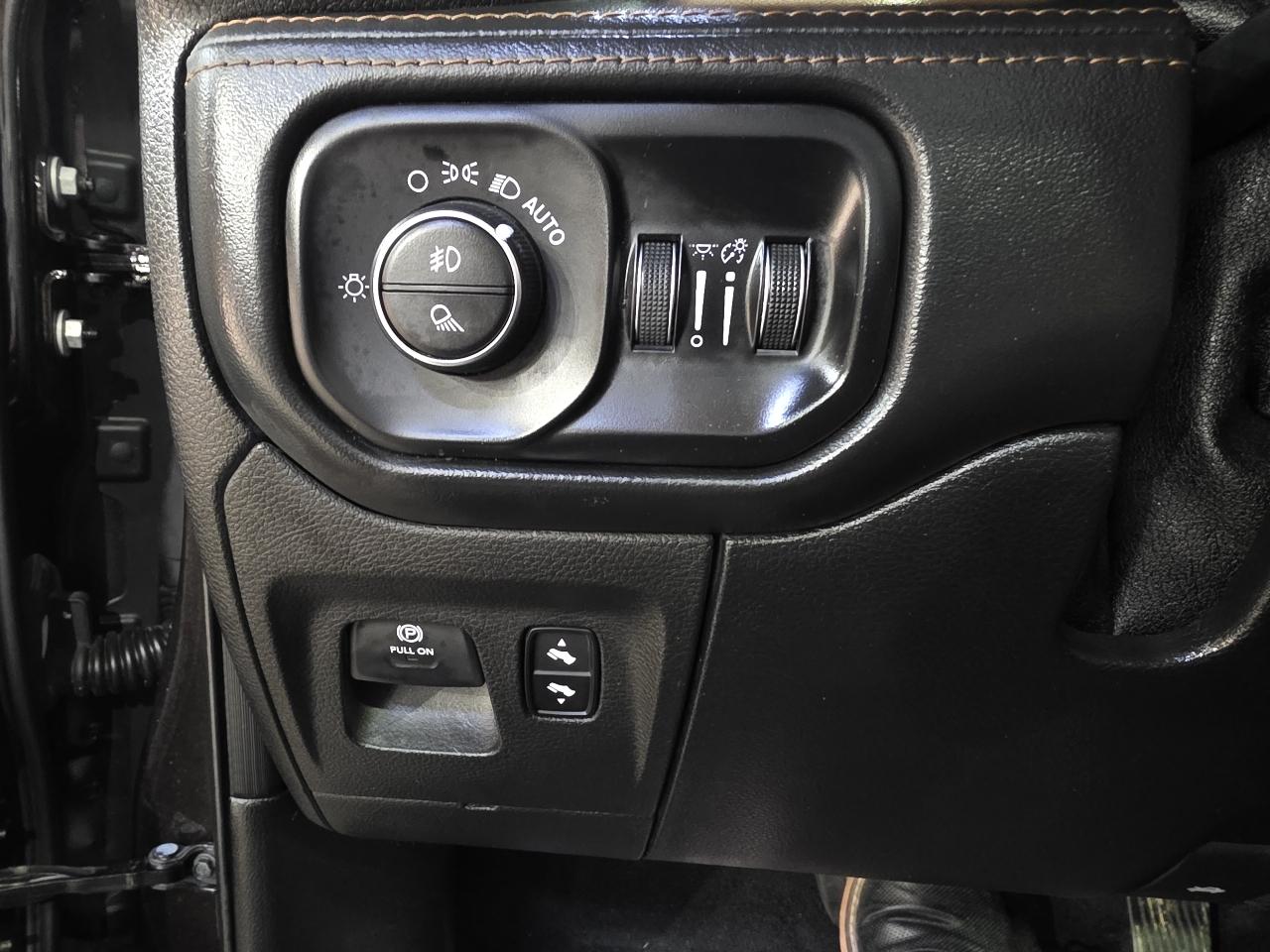 RAM 1500 Longhorn 4x4 Crew Cab 5'7" Box 2019