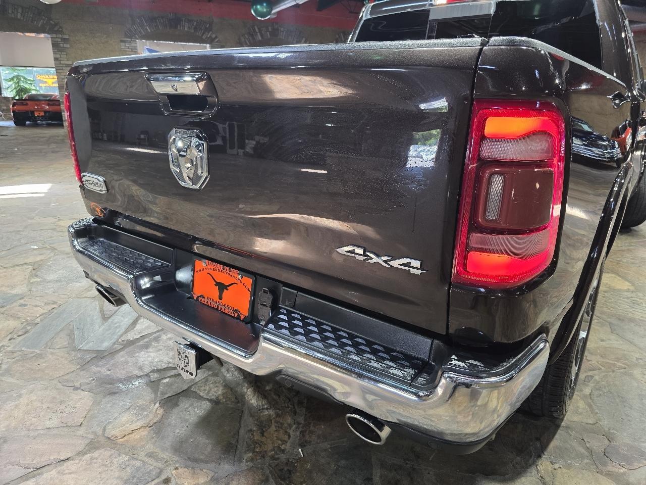RAM 1500 Longhorn 4x4 Crew Cab 5'7" Box 2019