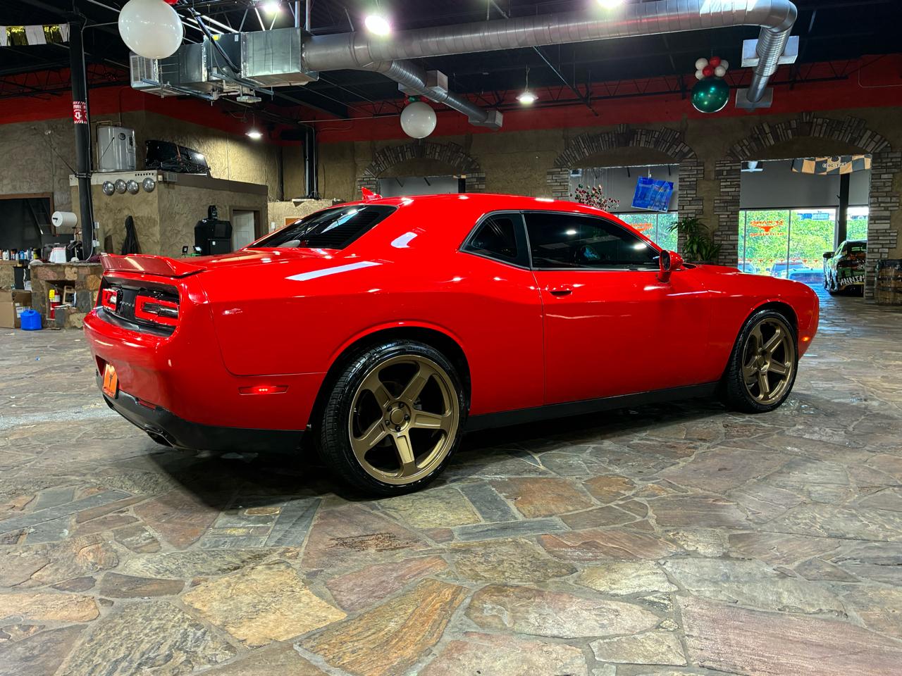 Dodge Challenger 2dr Cpe SXT Plus 2016