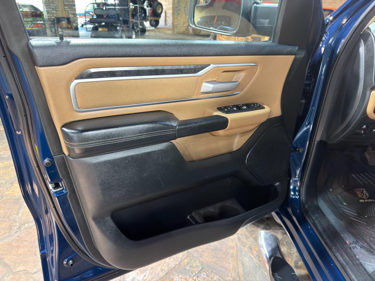 RAM 1500 Big Horn/Lone Star 4x2 Crew Cab 5'7" Box 2019