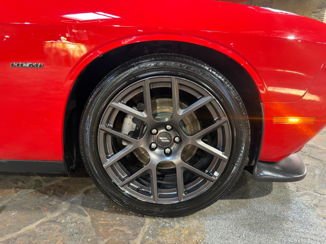 Dodge Challenger R/T RWD 2019