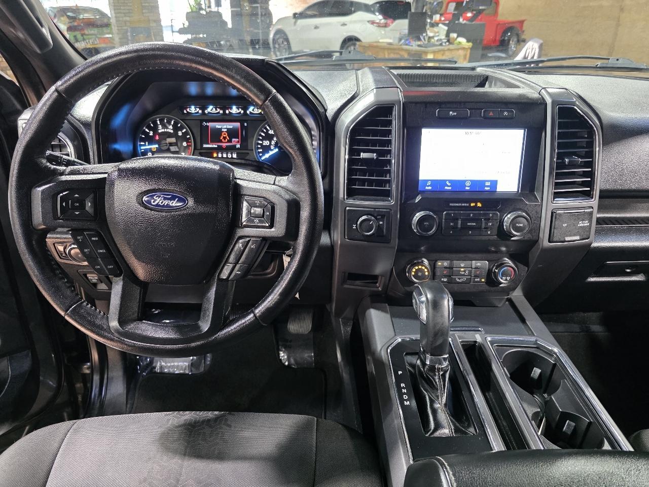 Ford F-150 2WD SuperCrew 157" XLT 2020