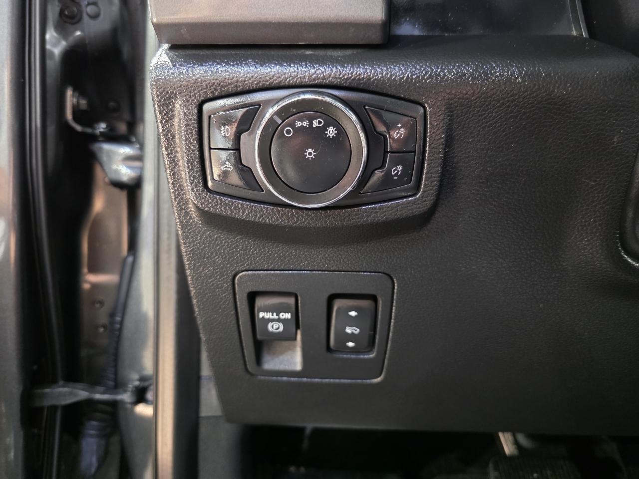 Ford F-150 2WD SuperCrew 157" XLT 2020
