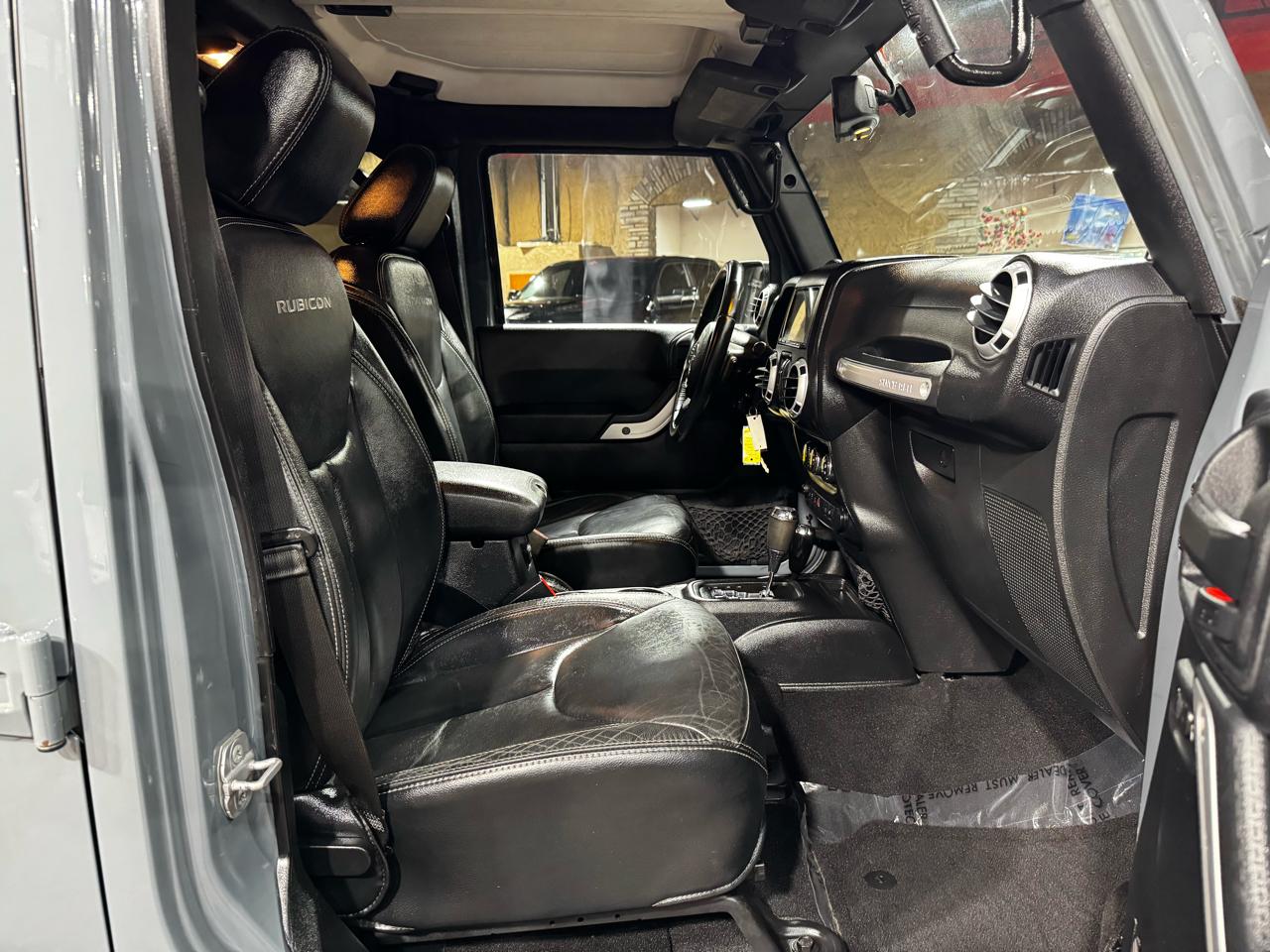 Jeep Wrangler Unlimited 4WD 4dr Rubicon 2014